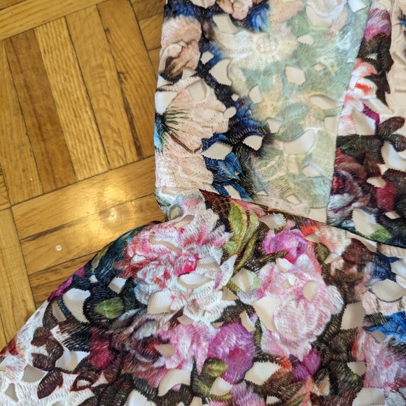 Stunning Sweetheart Dress - Picture 7 of 12